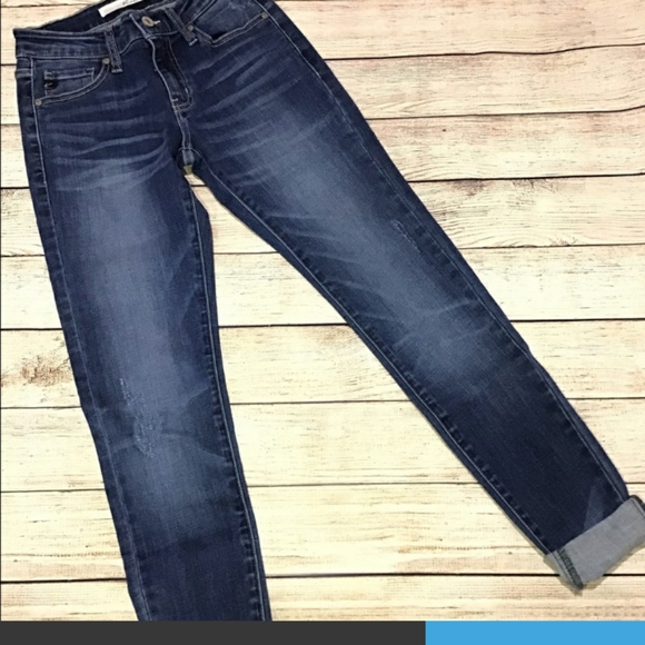 KanCan *Not Distressed* Sz 9 Jeans - Picture 2 of 4